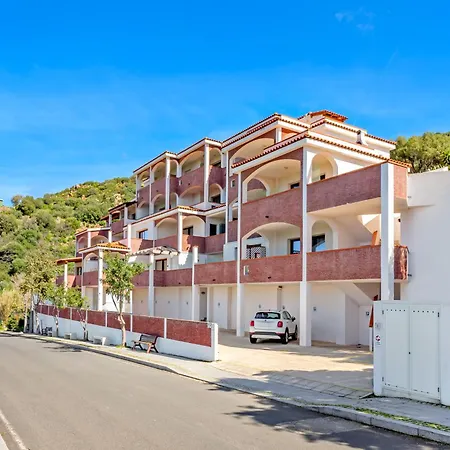 Apartmán Suono Del Blu In Un Con Piscina A *